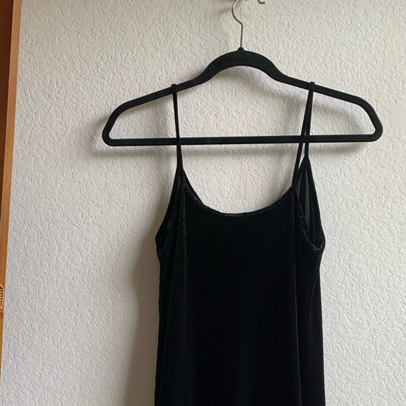 Brandy Melville Little Black Dress - Picture 5 of 5